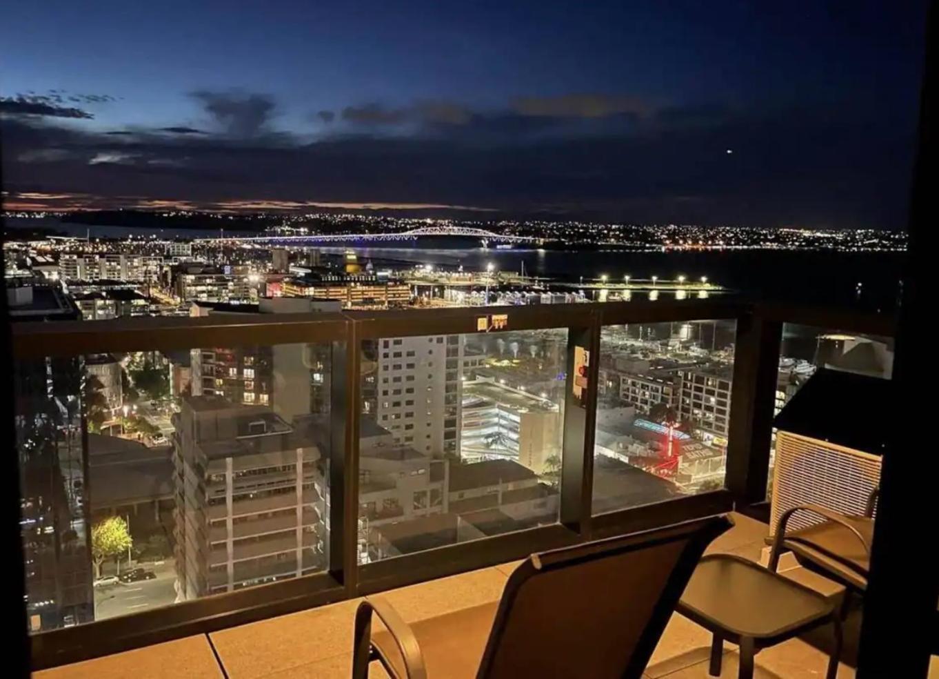 Gorgeous Seaview 2 Bedroom Apartment In Auckland Cbd Buitenkant foto