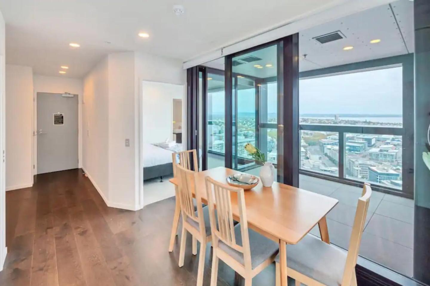 Gorgeous Seaview 2 Bedroom Apartment In Auckland Cbd Buitenkant foto