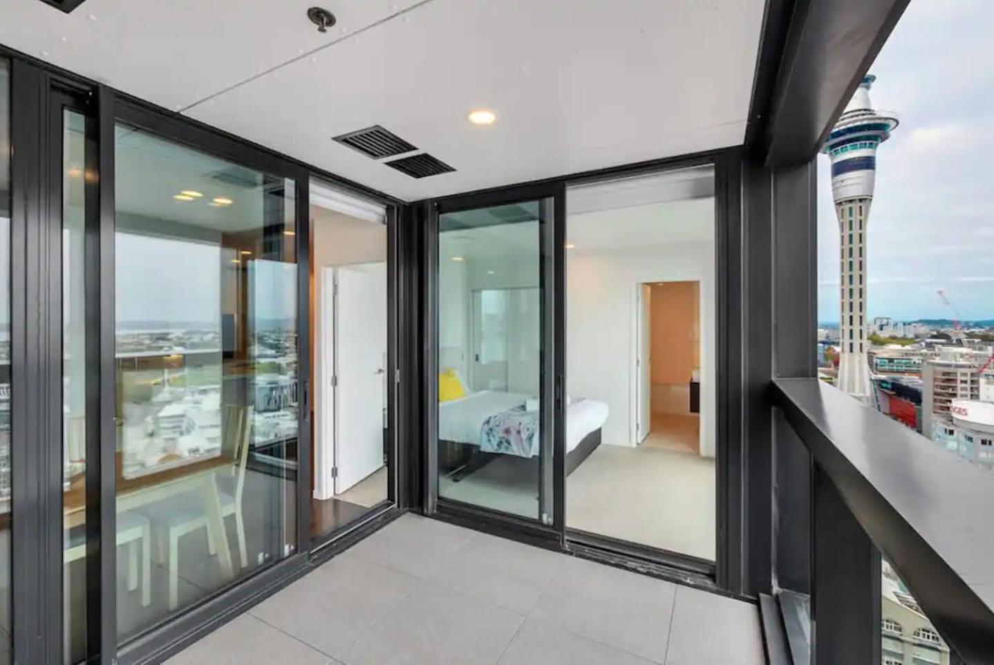 Gorgeous Seaview 2 Bedroom Apartment In Auckland Cbd Buitenkant foto